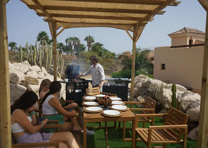 Luxury Amarilla Golf Villa *